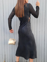 Charger l'image dans la galerie, Robe "Seconde" Karin - Soie noire. Lacée à la taille. Taille XS, 34, 36. Intimissimi.
