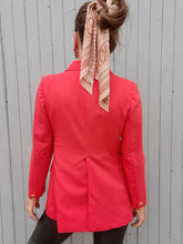 Charger l'image dans la galerie, Blazer vintage Leslie - Rouge, fermeture croisée. Taille M, 38, 40. Ted Lapidus.