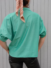 Charger l'image dans la galerie, Chemisier vintage Anne Sophie - Vert tissu texturé. Taille M, 38, 40.