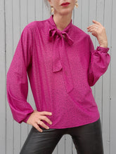 Charger l'image dans la galerie, Blouse "Seconde" Claudine - Col lavallière. Raspberry moucheté. Taille L, 40, 42. Miss Mary