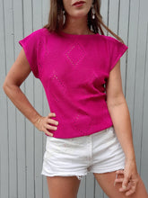 Charger l'image dans la galerie, Pull d'été vintage Lisa - Losanges ajourés fuchsia. Taille M, 38, 40. Mary and Angy. Made in Italy.