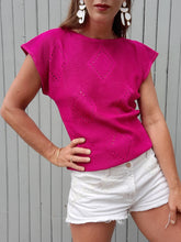 Charger l'image dans la galerie, Pull d'été vintage Lisa - Losanges ajourés fuchsia. Taille M, 38, 40. Mary and Angy. Made in Italy.