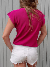 Charger l'image dans la galerie, Pull d'été vintage Lisa - Losanges ajourés fuchsia. Taille M, 38, 40. Mary and Angy. Made in Italy.