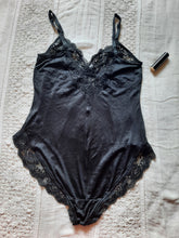Charger l'image dans la galerie, Body Carmen - Lingerie en dentelle noire. Taille L, 40, 42