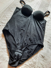 Charger l'image dans la galerie, Body Solweig - Noir a balconnet. Taille M, 38, 40