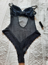 Charger l'image dans la galerie, Body Léna - Tulle transparent et dentelle noire. Balconnet. Taille S, 36, 38.
