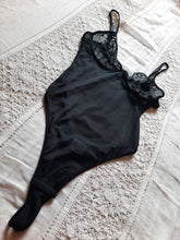 Charger l'image dans la galerie, Body Sarah - Lingerie. Tulle transparent noir. Balconnet. Taille XS, 34, 36. Bonnet B.