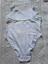 Charger l'image dans la galerie, Body vintage Camille - Broderie ajourée. Blanc. Taille S, 36, 38.