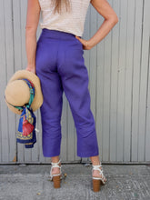 Charger l'image dans la galerie, Pantalon Séléna - 7/8 ème Violet en lin. Taille XL, 42, 44. Made in Italy.