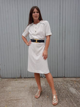 Charger l'image dans la galerie, Robe vintage Carrie - Blanc cassé et bleu marine. Taille S, 36, 38. Margine. Made in France.