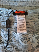 Charger l'image dans la galerie, Top vintage Laurine - Maille satinée bleue et insert de dentelle. Taille S, 36, 38. Bazar. Christian Lacroix