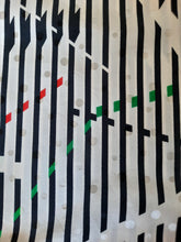 Charger l'image dans la galerie, Haut vintage Eliane - Soie rayée géométrique. Taille S, 36, 38. David Molho. Made in France.