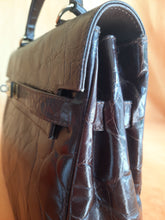 Charger l'image dans la galerie, Sac cabas vintage Lucie - Cuir marron effet croco. Furla. Made in Italy.