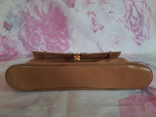 Charger l'image dans la galerie, Sac à main vintage Gabrielle - Cuir marron clair. Flavi Vismano. Made in Italy