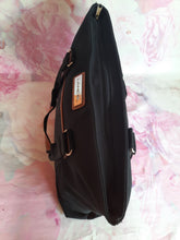 Charger l'image dans la galerie, Porte document Aude - Toile noire et cuir brun. Lancel.