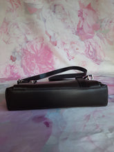 Charger l'image dans la galerie, Sac Anouck - Cuir lisse marron. Lancel. Made in France.