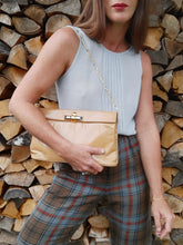 Charger l'image dans la galerie, Sac à main vintage Gabrielle - Cuir marron clair. Flavi Vismano. Made in Italy