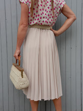 Charger l'image dans la galerie, Jupe vintage Marielle - Plissée et boutonnée, écru. Taille S, 36, 38.