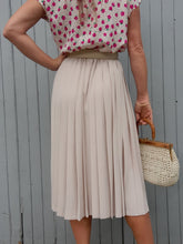 Charger l'image dans la galerie, Jupe vintage Marielle - Plissée et boutonnée, écru. Taille S, 36, 38.