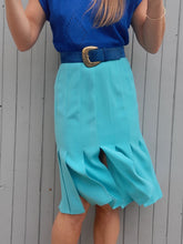 Charger l'image dans la galerie, Jupe vintage Sophie - Bleu turquoise à pans. Taille S, 36, 38. "Une parenthèse" Made in France.