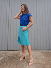 Charger l'image dans la galerie, Jupe vintage Sophie - Bleu turquoise à pans. Taille S, 36, 38. "Une parenthèse" Made in France.