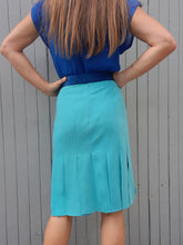 Charger l'image dans la galerie, Jupe vintage Sophie - Bleu turquoise à pans. Taille S, 36, 38. "Une parenthèse" Made in France.