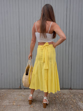 Charger l'image dans la galerie, Jupe vintage Julia - Coton jaune. Plissée et boutonnée. Taille XS, 34, 36. Unanyme. Made in France.