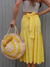 Charger l'image dans la galerie, Jupe vintage Julia - Coton jaune. Plissée et boutonnée. Taille XS, 34, 36. Unanyme. Made in France.