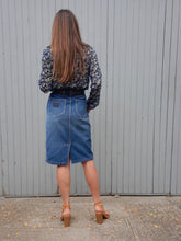 Charger l'image dans la galerie, Jupe en jean vintage Anita - Coupe crayon en Denim. Taille M, 38, 40. Général Company.