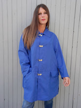 Charger l'image dans la galerie, Coupe vent vintage Luna - Bleu roi. Taille XXL, 44, 46. Dispari by Incom