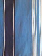 Charger l'image dans la galerie, Robe vintage Manon - Imprimé rayé. Plissé permanent. Taille M, 38, 40. Jean Bailly. Made in France.