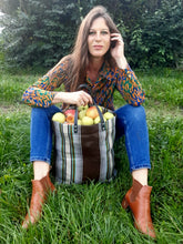 Charger l'image dans la galerie, Sac vintage Carmen - Grand cabas de course. Made in Spain.