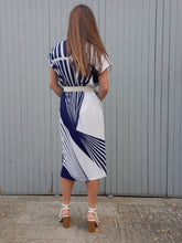 Charger l'image dans la galerie, Robe vintage Clarence - Rayée bleu et blanc. Taille M, 38, 40. Gerard Pasquier. Made in France.