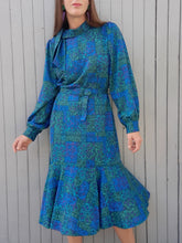 Charger l'image dans la galerie, Robe vintage Chiara - Imprimé Azulejos verts et bleus. Taille L, 40, 42. Christian Michel. Made in France
