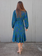 Charger l'image dans la galerie, Robe vintage Chiara - Imprimé Azulejos verts et bleus. Taille L, 40, 42. Christian Michel. Made in France