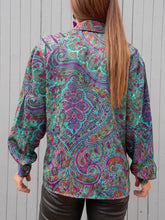 Charger l'image dans la galerie, Chemisier vintage Monia - Imprimé cachemire et détails fantaisies. Taille L, 40, 42. Marie Clémence. Made in France.