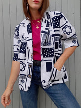 Charger l'image dans la galerie, Veste vintage Lucie - Imprimé abstrait bleu marine et blanc. Taille L, 40, 42. Claude Bauer