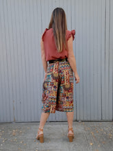 Charger l'image dans la galerie, Jupe-Culotte vintage Daphnée - Imprimé bariolé. À poches. Taille 5XL, 50, 52. Christian Marry.