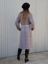 Charger l'image dans la galerie, Robe vintage Marceline - Imprimé zébré parme et noir. Taille XXL, 44, 46.