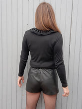 Charger l'image dans la galerie, Haut "Seconde" Perette - Col en tulle froncé. Taille S, 36, 38. Côte Anglaise. Made in France.