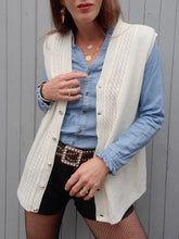 Charger l'image dans la galerie, Gilet sans manches vintage Martha - Décolleté en V torsadé. Taille L, 40, 42. Courtelle.