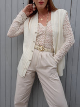 Charger l'image dans la galerie, Gilet sans manches vintage Martha - Décolleté en V torsadé. Taille L, 40, 42. Courtelle.