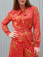 Charger l'image dans la galerie, Robe vintage Sylvie - Col Lavallière et imprimé foulard. Taille S, 36, 38. Nathalie Andersen. Made in France