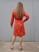 Charger l'image dans la galerie, Robe vintage Sylvie - Col Lavallière et imprimé foulard. Taille S, 36, 38. Nathalie Andersen. Made in France