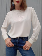 Charger l'image dans la galerie, Blouse vintage Chantal - Broderie fantaisie. Taille M, 38, 40. Franck Fils Paris. Made in France.