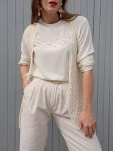 Charger l'image dans la galerie, Blouse vintage Chantal - Broderie fantaisie. Taille M, 38, 40. Franck Fils Paris. Made in France.