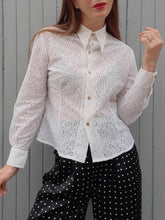 Charger l'image dans la galerie, Chemisier vintage Melissa - Guipure blanc. Taille S, 36, 38.