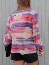 Charger l'image dans la galerie, Chemisier vintage Léna - Col Lavallière. Rayé et fleuri. Taille M, 38, 40. Pierre Cardin. Made in France.