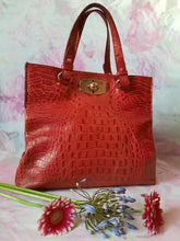 Charger l'image dans la galerie, Sac vintage Éléonore - En cuir souple rouille orangé. Furla.