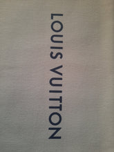 Charger l'image dans la galerie, Dust Bag - Louis Vuitton - Sac à poussière en coton beige D21313 - 03/19. 38 x 26,5. Made in India.